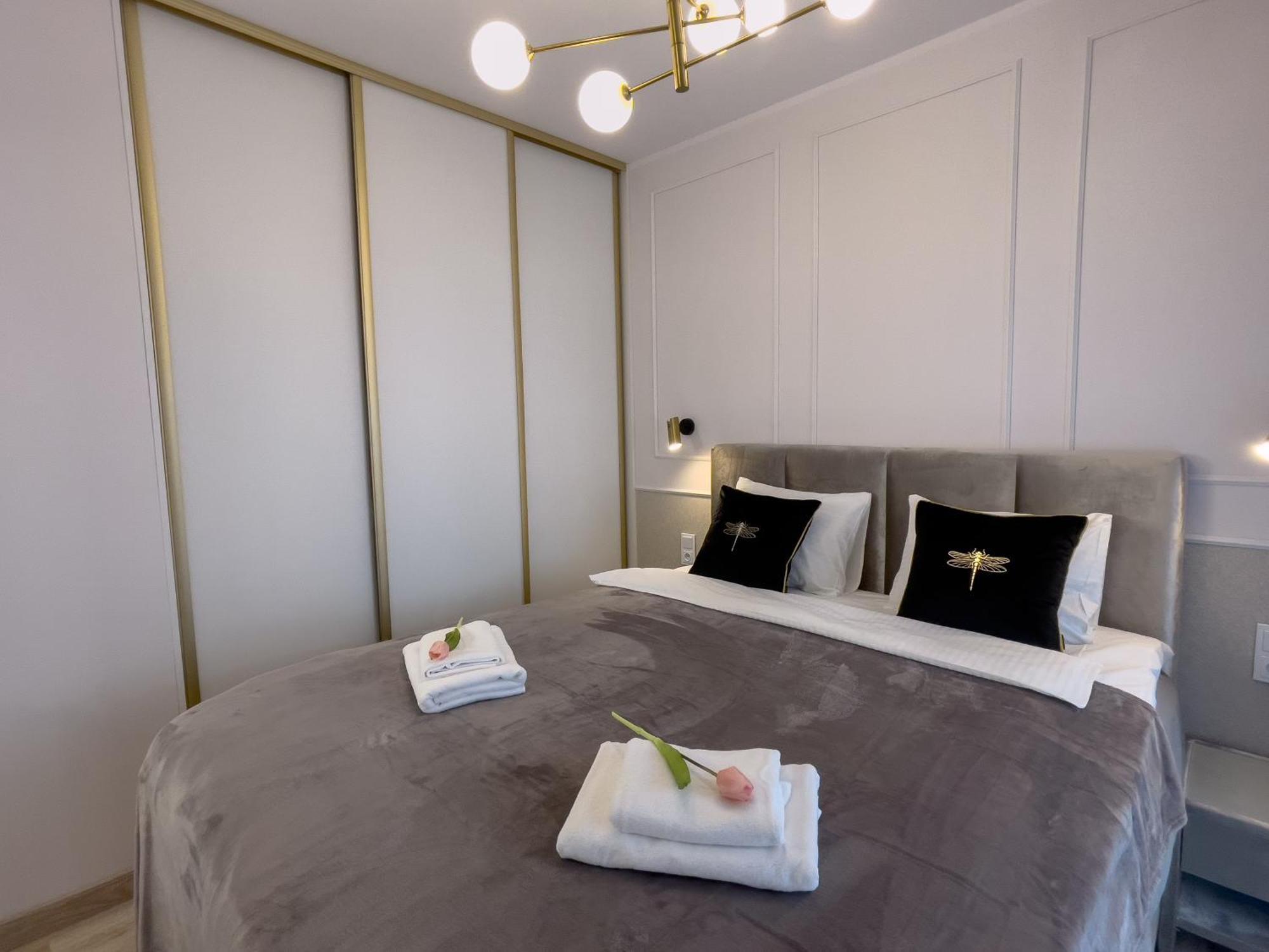 Urban Apartments Luxury Opolska 10 No 29, Free Garage, Self Check-In Катовице Екстериор снимка