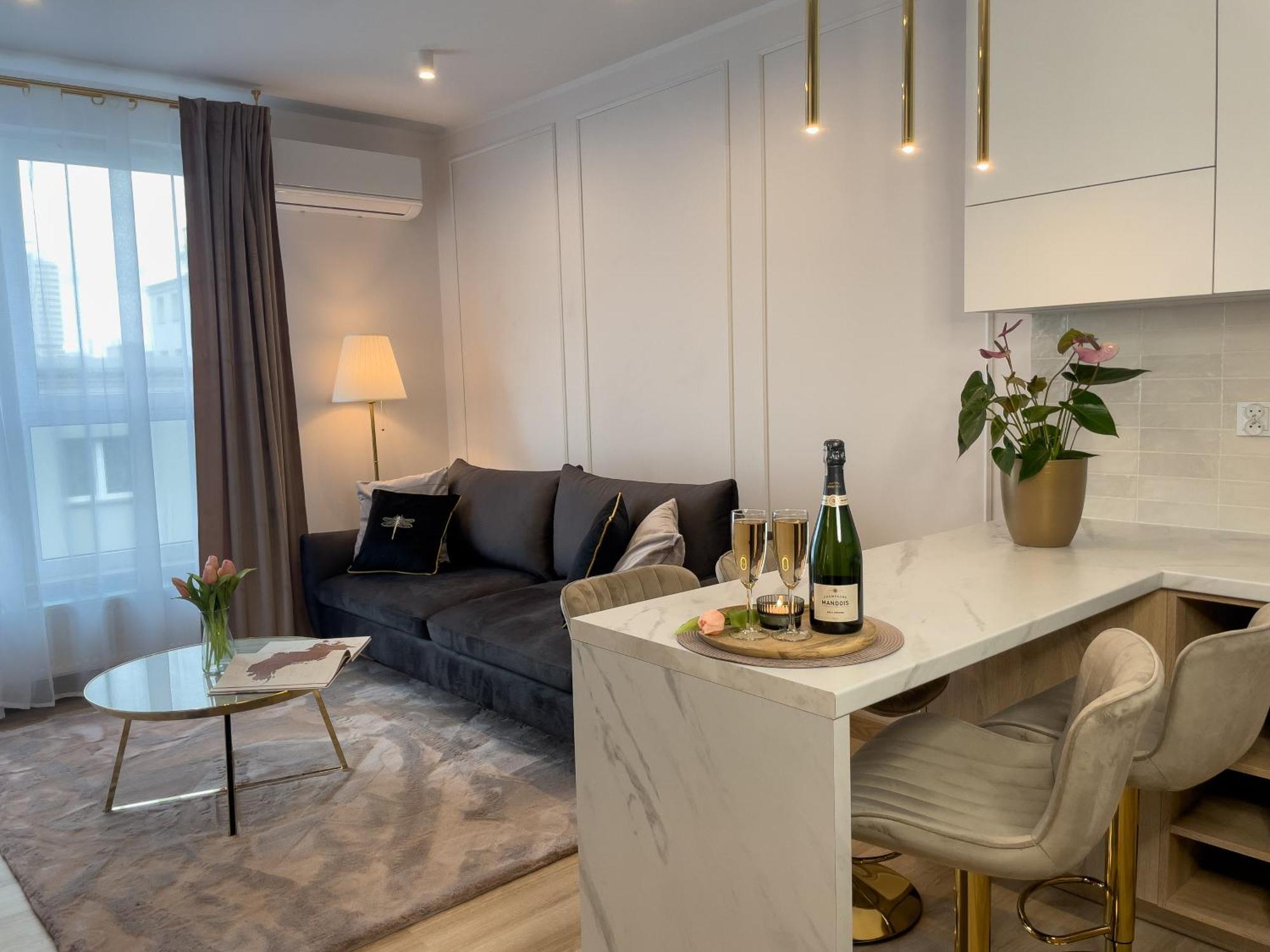 Urban Apartments Luxury Opolska 10 No 29, Free Garage, Self Check-In Катовице Екстериор снимка