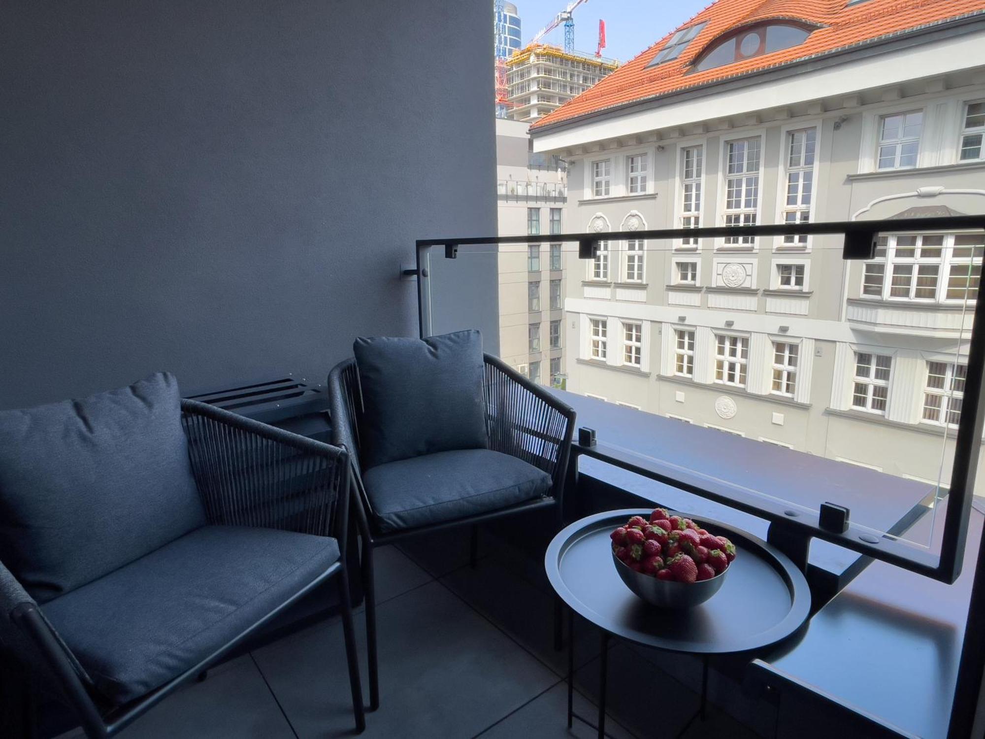 Urban Apartments Luxury Opolska 10 No 29, Free Garage, Self Check-In Катовице Екстериор снимка